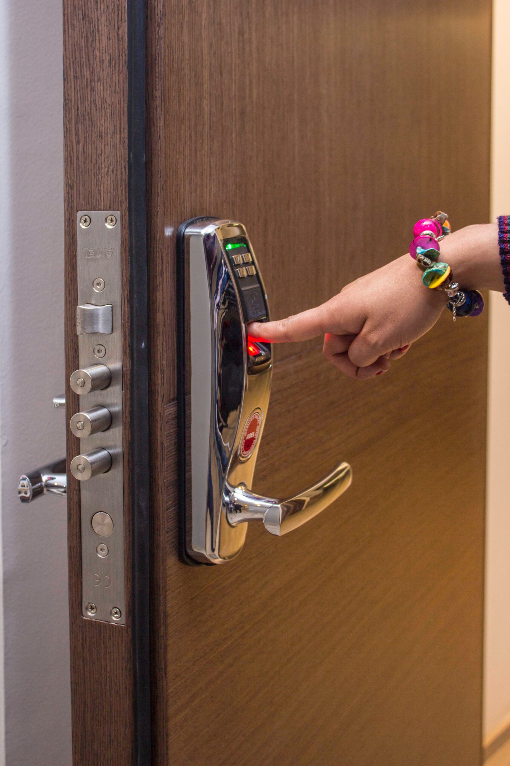Can Keyless Entry Systems Ensure You Never Get Locked Out Again